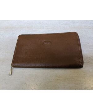 Vintage? Longchamp Brown Leather Zip Around Wallet
